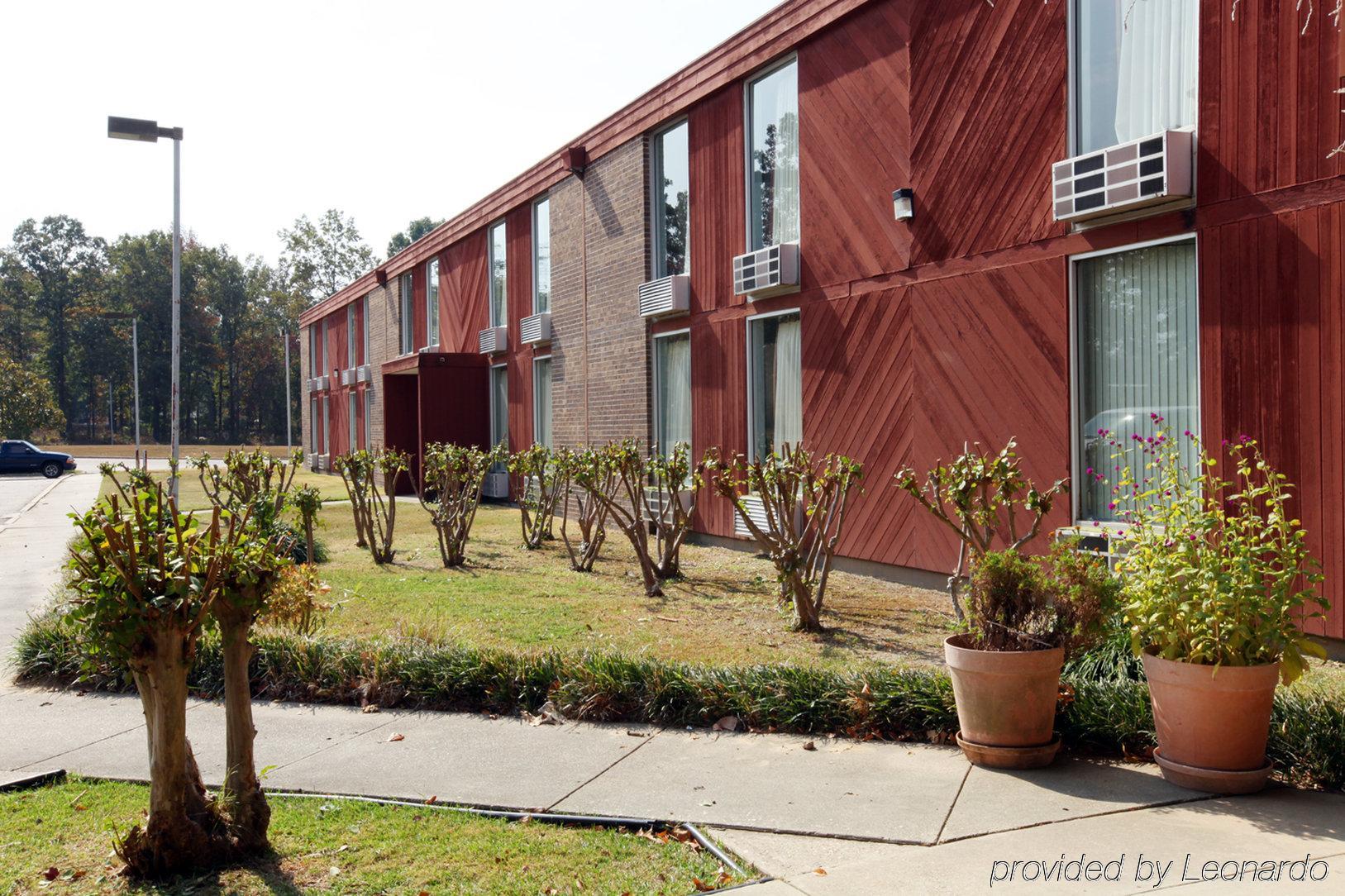 Americas Best Value Inn Crossett Exterior photo